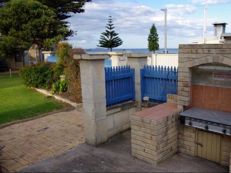 Esperance Beachfront Resort Exterior photo